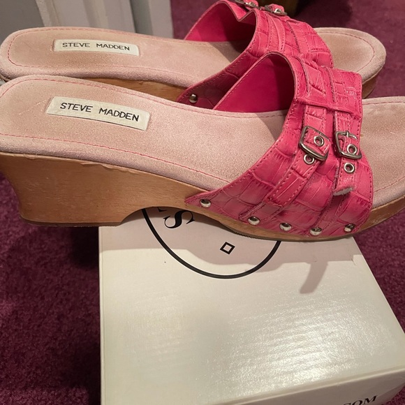 Steve Madden Pink Slip on Sandals size 10 - Picture 2 of 3